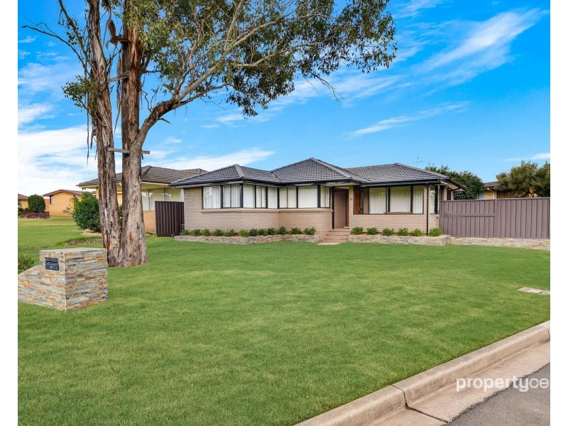 10 Beverley Place, Werrington County NSW 2747