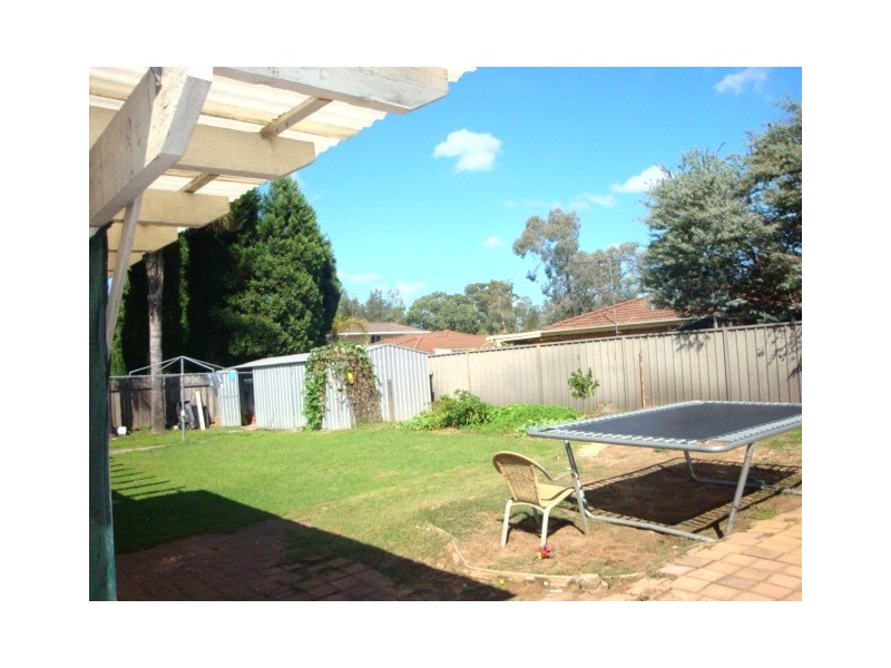 43 Primrose Cres, Claremont Meadows NSW 2747
