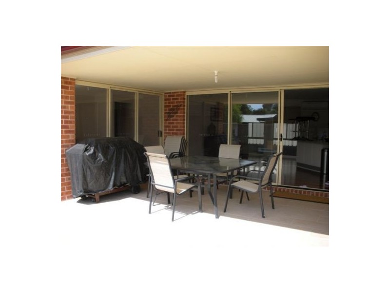 13 Shandlin Pl, South Penrith NSW 2750