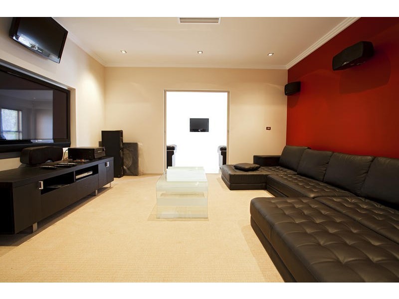 Claremont Meadows NSW 2747