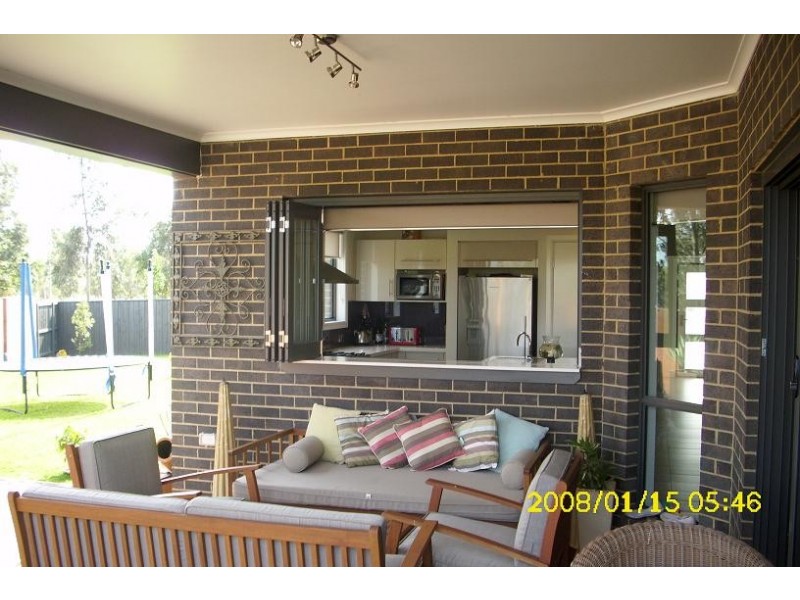 8 Kittiwake Pl, Cranebrook NSW 2749