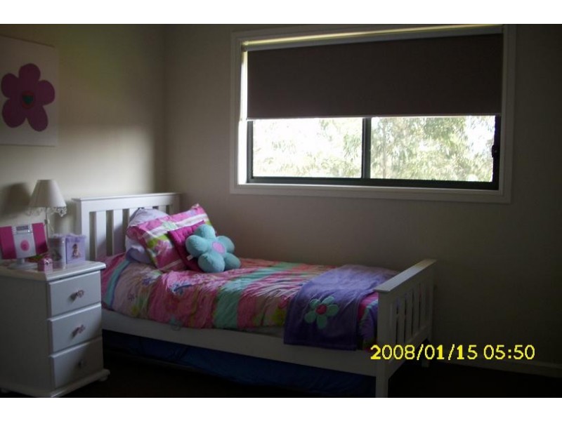 8 Kittiwake Pl, Cranebrook NSW 2749