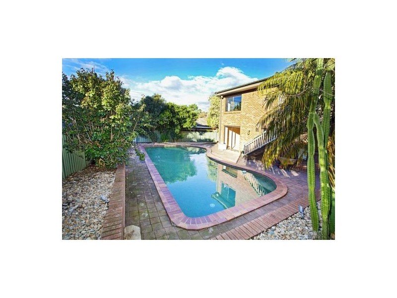 13 Cliffbrook Crescent, Leonay NSW 2750