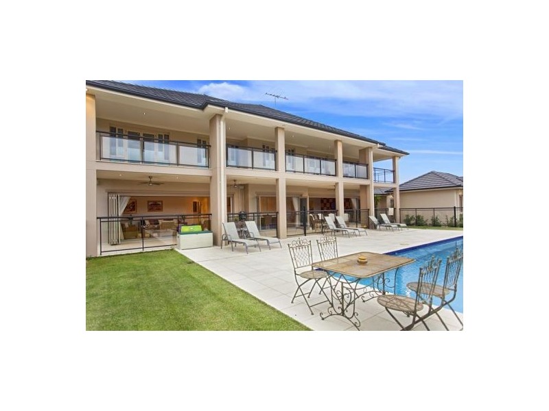 38 Portrush Cres, Luddenham NSW 2745