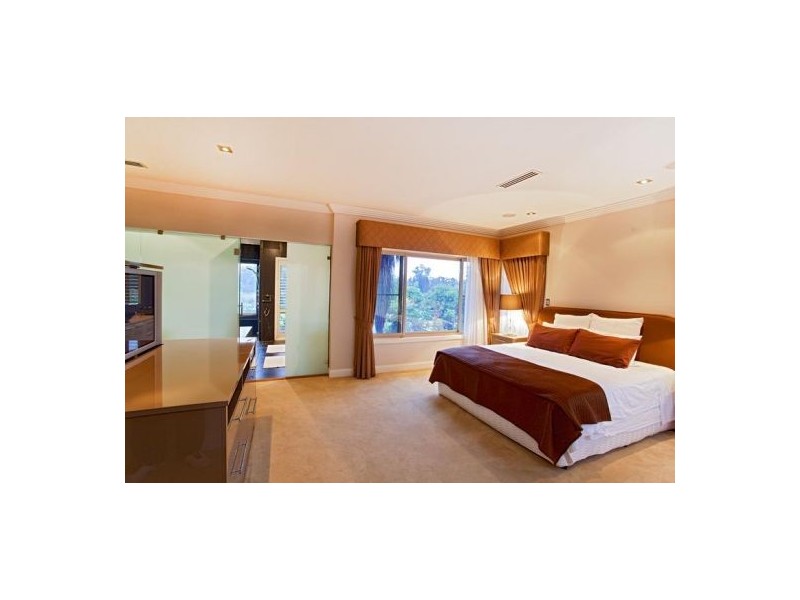 38 Portrush Cres, Luddenham NSW 2745