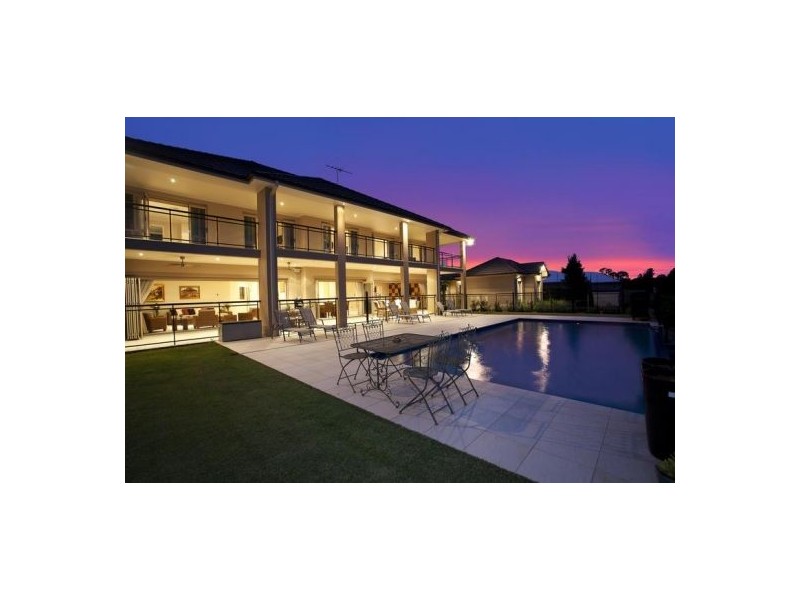 38 Portrush Cres, Luddenham NSW 2745