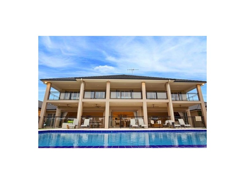 38 Portrush Cres, Luddenham NSW 2745