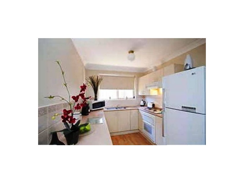 10 Pardalote Place, Glenmore Park NSW 2745