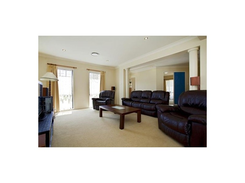 4 Australis Close, Cranebrook NSW 2749