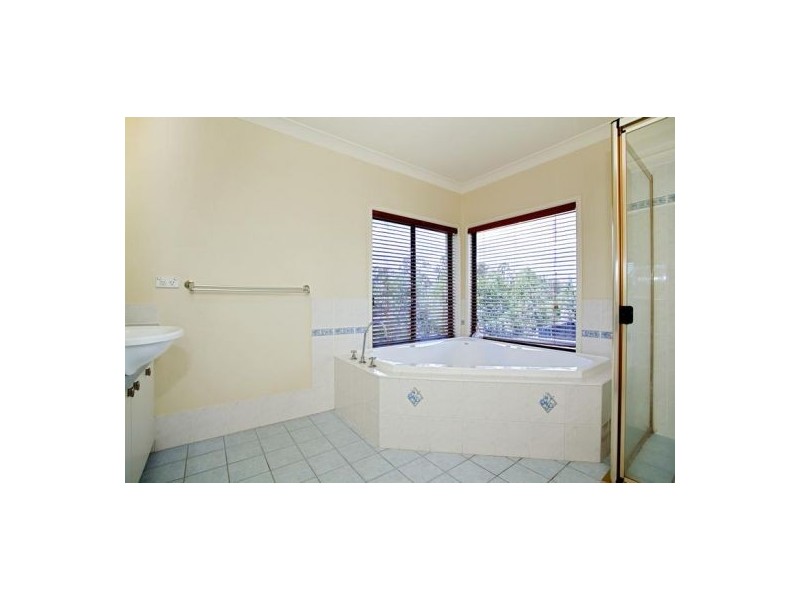 4 Australis Close, Cranebrook NSW 2749