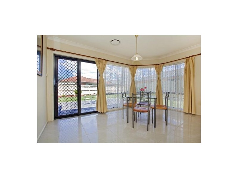 4 Australis Close, Cranebrook NSW 2749