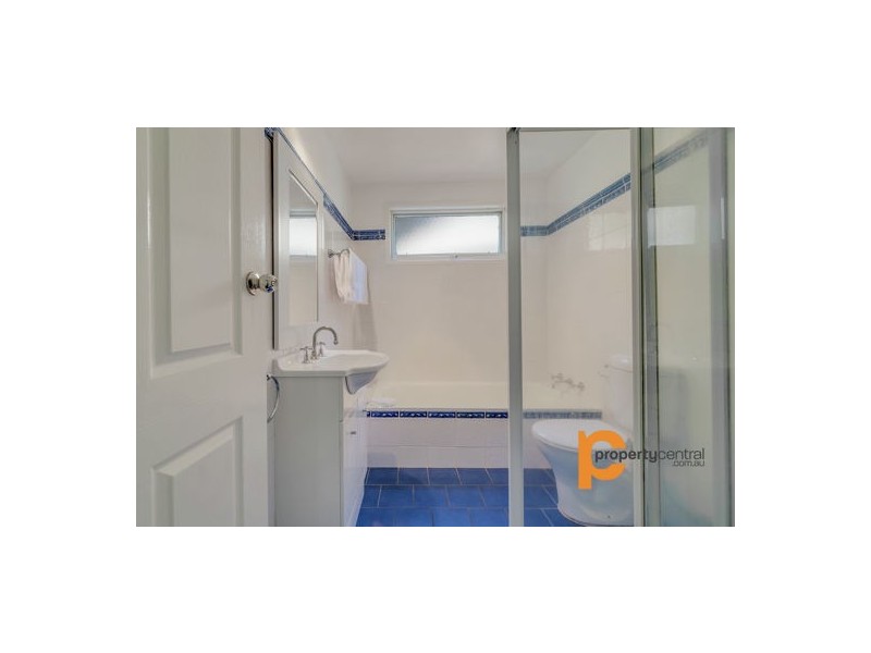 18 Riverview Parade, Leonay NSW 2750