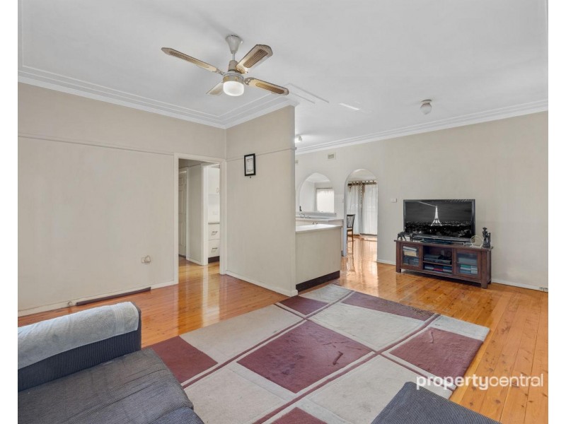 64 Elizabeth Crescent, Kingswood NSW 2747