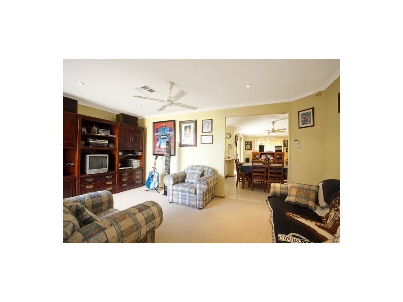 Claremont Meadows NSW 2747