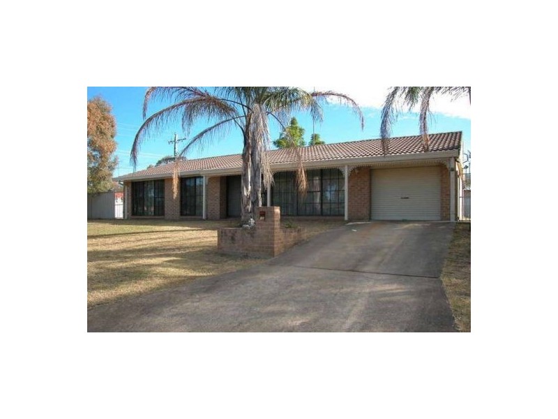 10 Ryan Place, Emu Plains NSW 2750