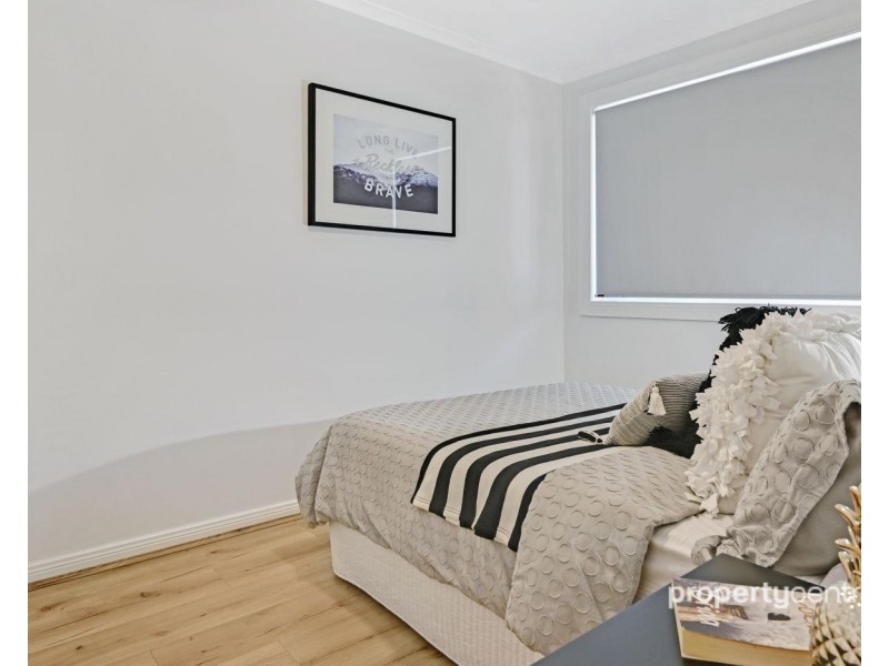 9 Coronation Grove, Cambridge Gardens NSW 2747