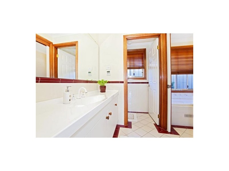 2 Monteray Terrace, Glenmore Park NSW 2745