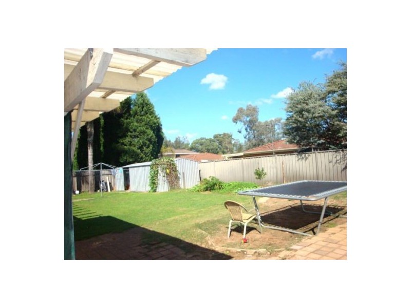 43 Primrose Crescent, Claremont Meadows NSW 2747