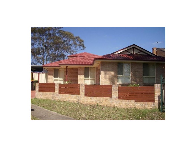 2/76 Richmond Road, Cambridge Park NSW 2747