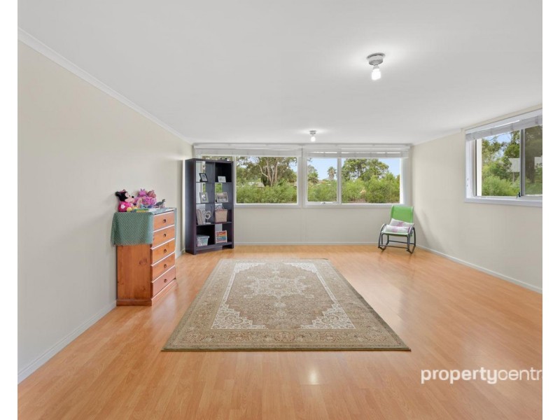 2 Henderson Crescent, Jamisontown NSW 2750