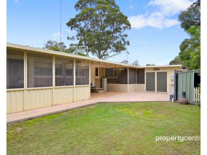 2 Henderson Crescent, Jamisontown NSW 2750