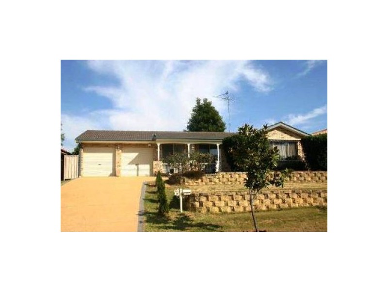 28 Kenneth Slessor Drive, Glenmore Park NSW 2745
