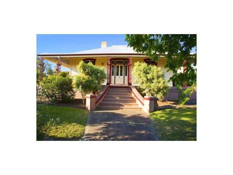 18 The Crescent, Penrith NSW 2750