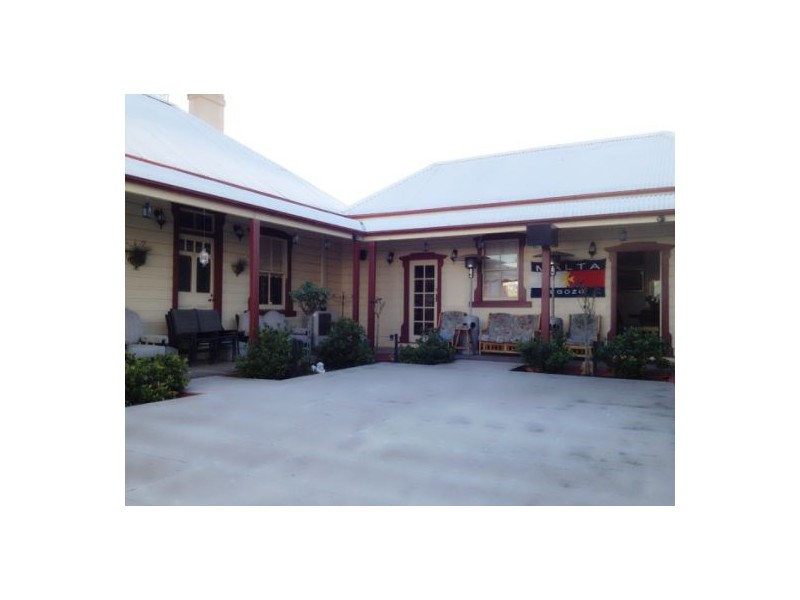 18 The Crescent, Penrith NSW 2750