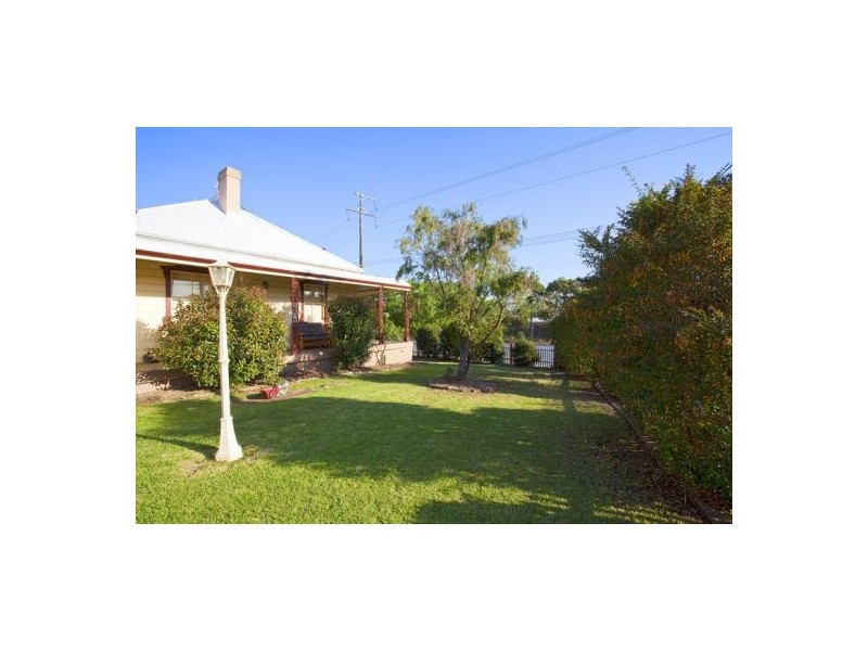 18 The Crescent, Penrith NSW 2750