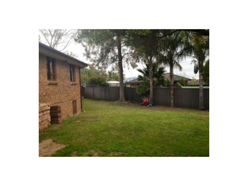 5 Scenic Circuit, Cranebrook NSW 2749