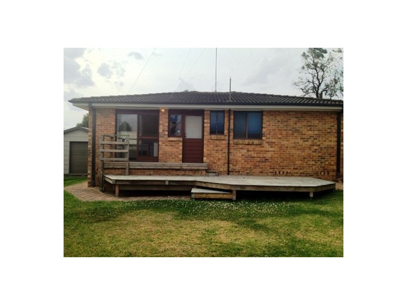 4 Gadara Drive, South Penrith NSW 2750