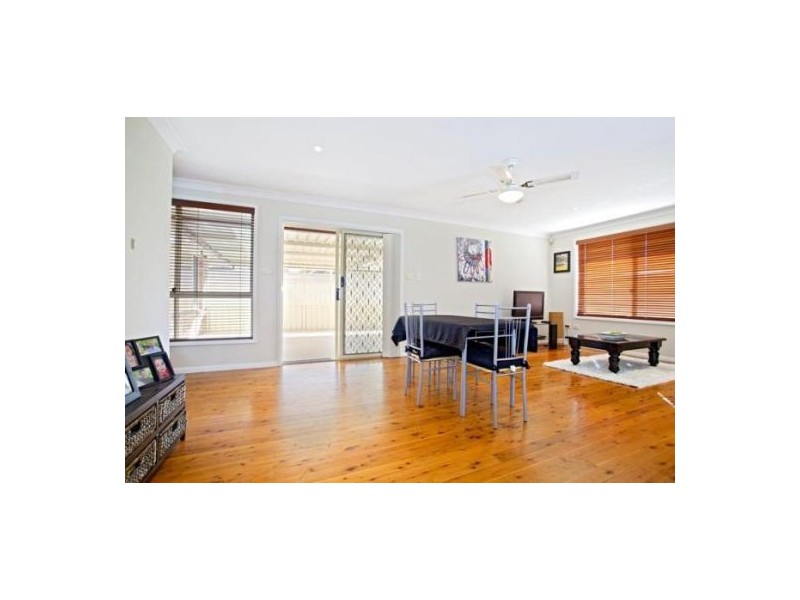 11 Roebuck Road, Werrington NSW 2747