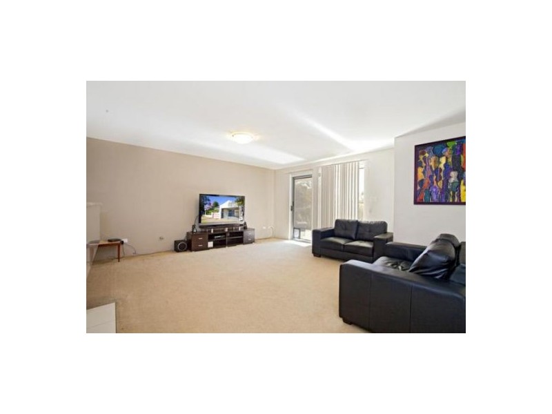 1/18-24 Higgins Street, Penrith NSW 2750