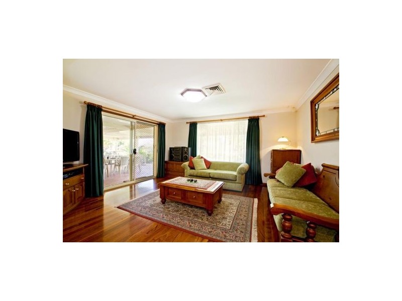 3 Isca Place, Glenmore Park NSW 2745