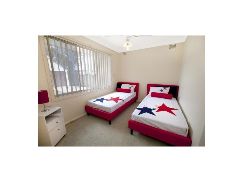 10 Dewdney Avenue, Emu Plains NSW 2750