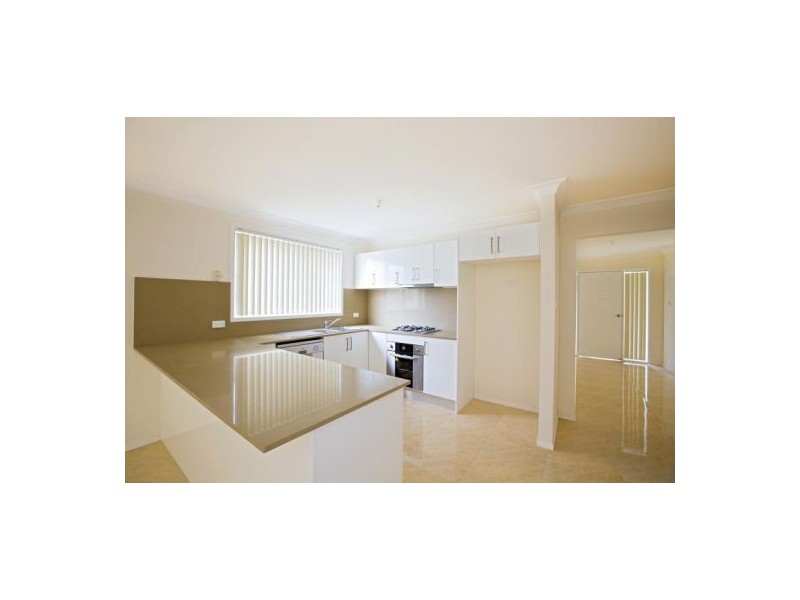 4 Wallan Avenue, Glenmore Park NSW 2745