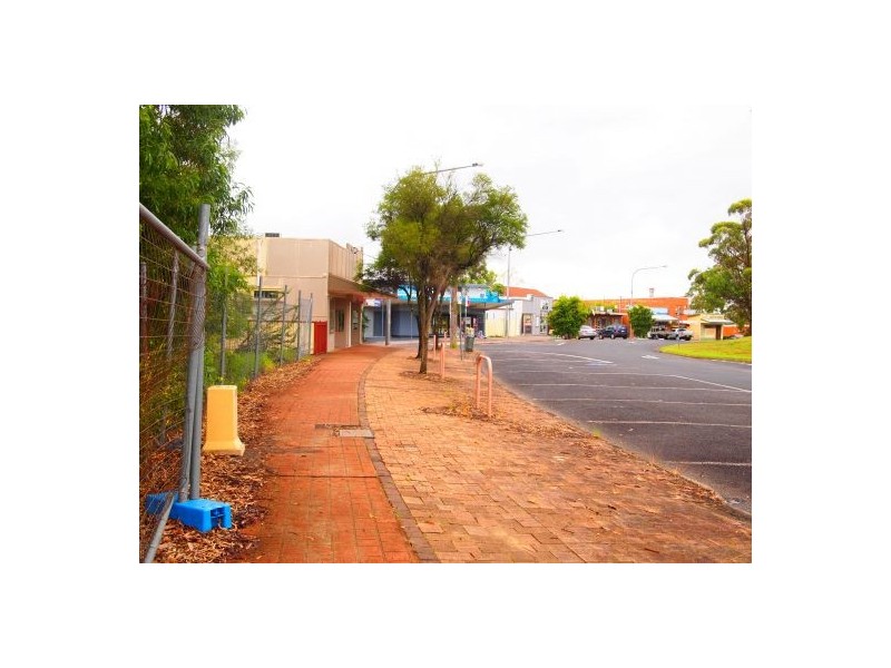 21a & 21b Fourteenth Street, Warragamba NSW 2752