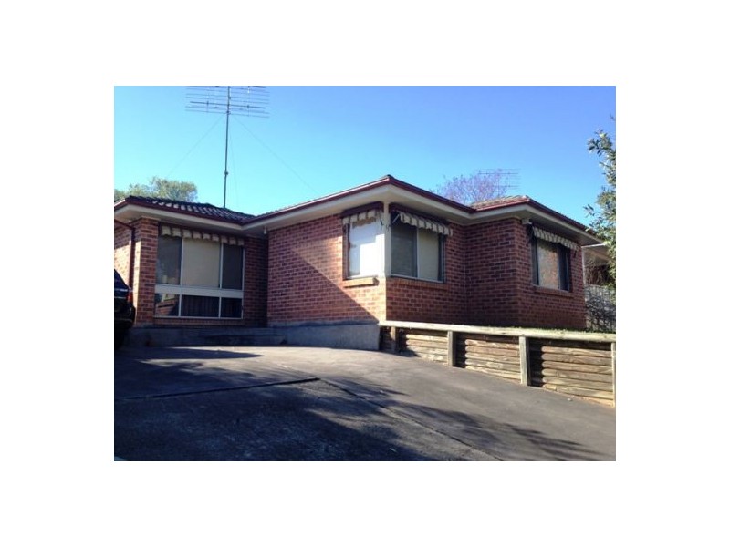 35 Schoolhouse Road, Regentville NSW 2745