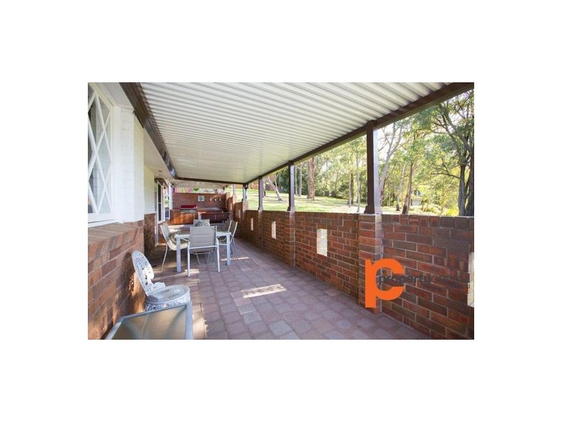 16 Deloraine Drive, Leonay NSW 2750