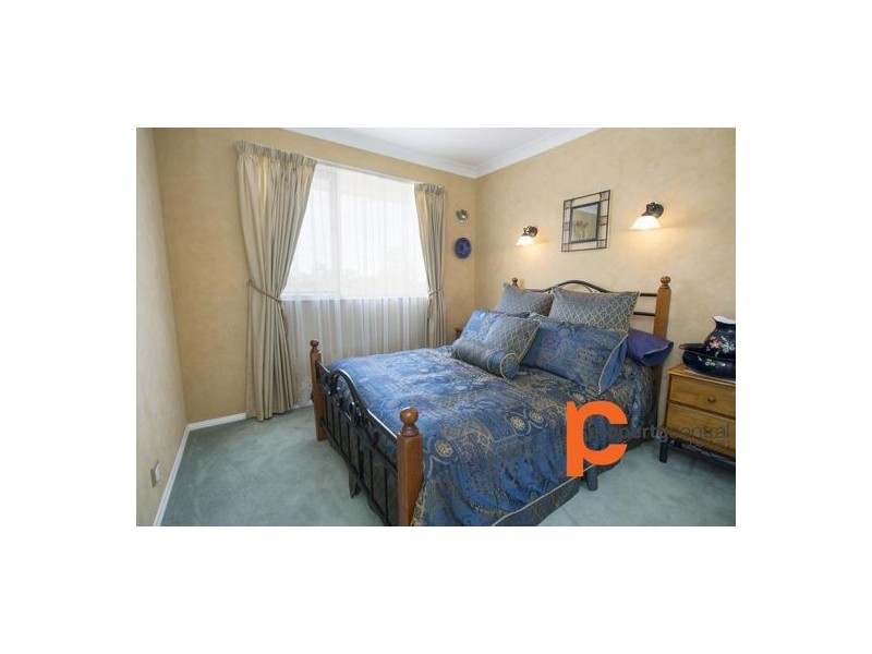 16 Deloraine Drive, Leonay NSW 2750