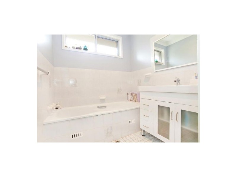 25 Tania Avenue, South Penrith NSW 2750