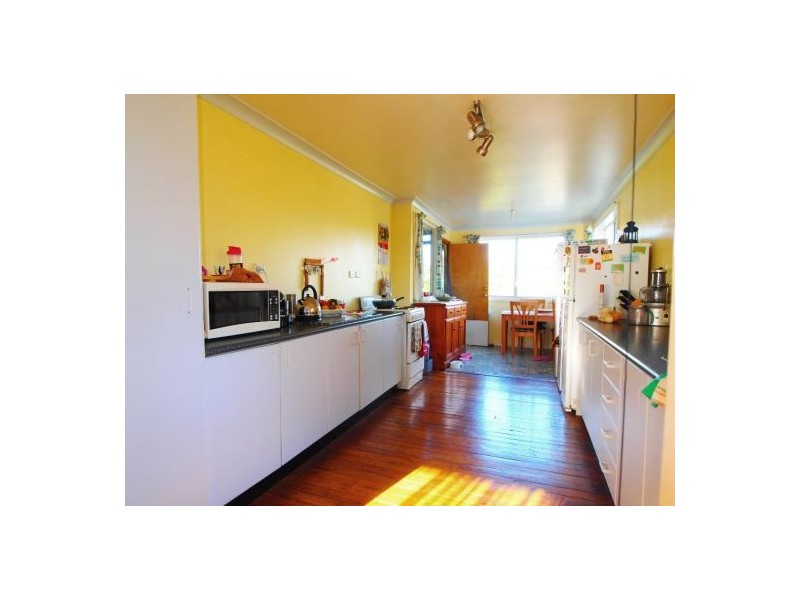 60. Third Street, Warragamba NSW 2752