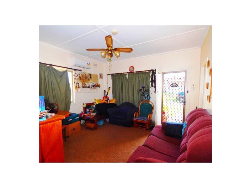 92. Third Street, Warragamba NSW 2752