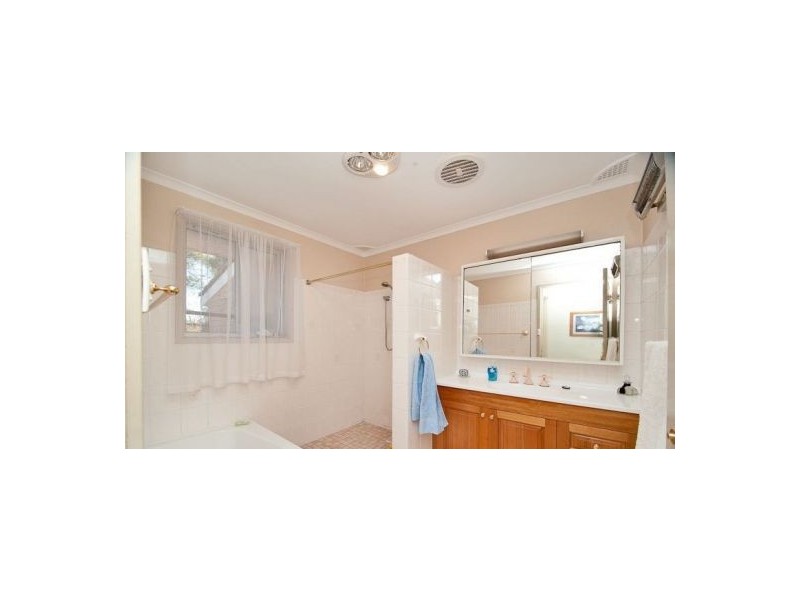 11 Coronation Grove, Cambridge Gardens NSW 2747