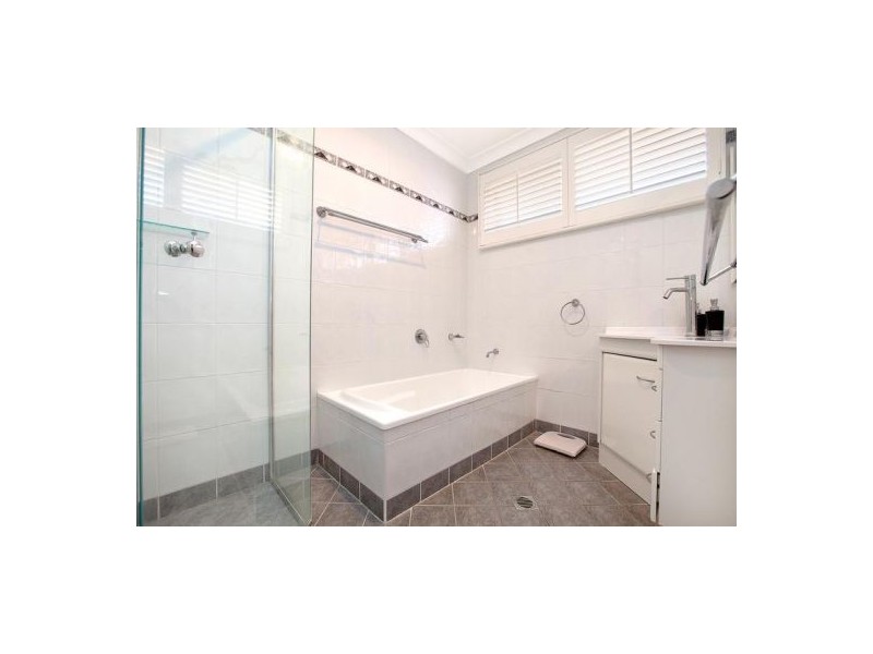 28 Gilda Ave, South Penrith NSW 2750