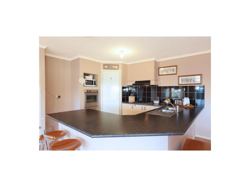 18 Ormonde Close, Glenmore Park NSW 2745