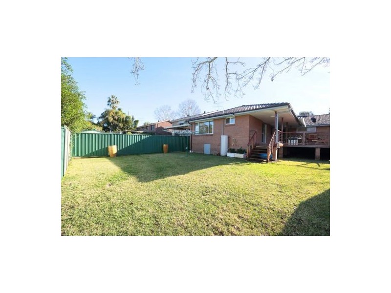 8 Parklands Avenue, Leonay NSW 2750
