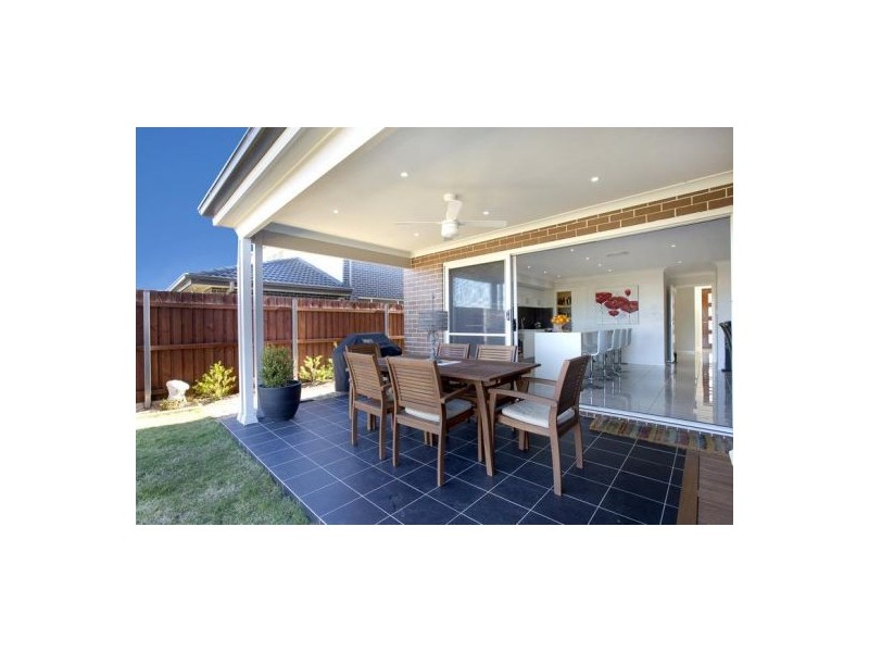 12 Wedgebill Place, Cranebrook NSW 2749