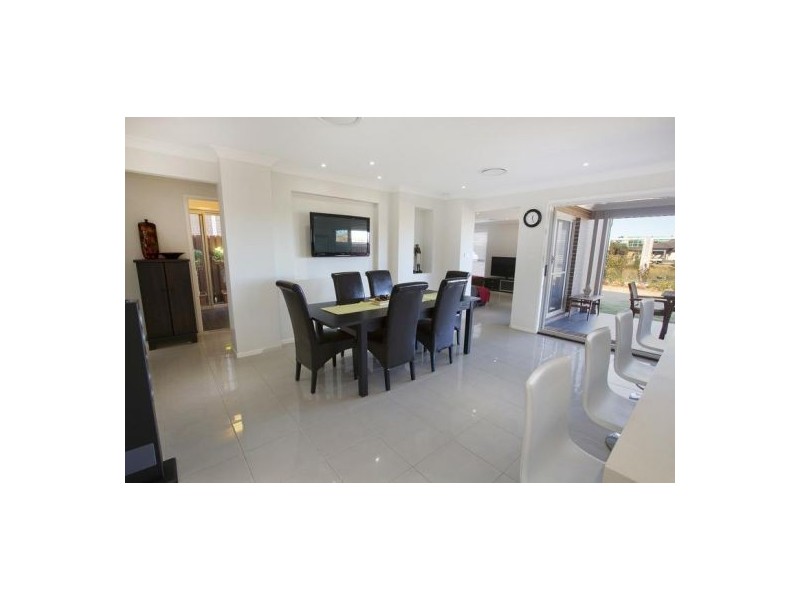 12 Wedgebill Place, Cranebrook NSW 2749