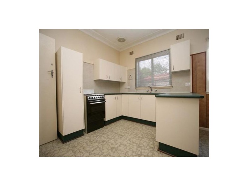 12 Gibbes Street, Regentville NSW 2745